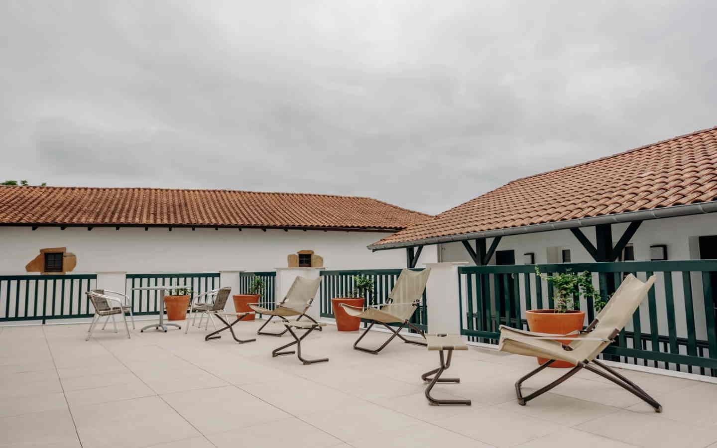 185-Hotel-Mendionde-chambres-38
