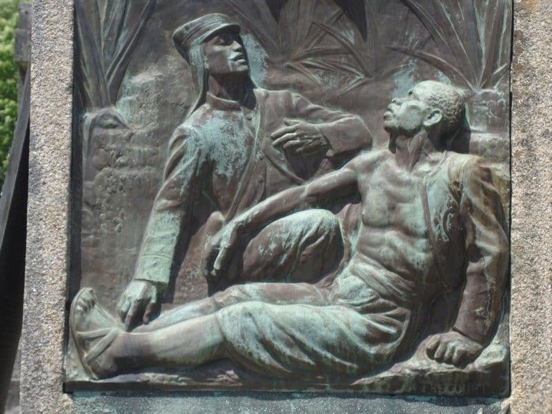 Tombe du Dr Mallet_4