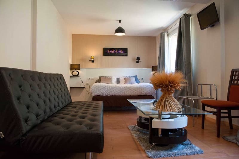 Hôtel-Restaurant Le Rive Gauche chambre double avec salon