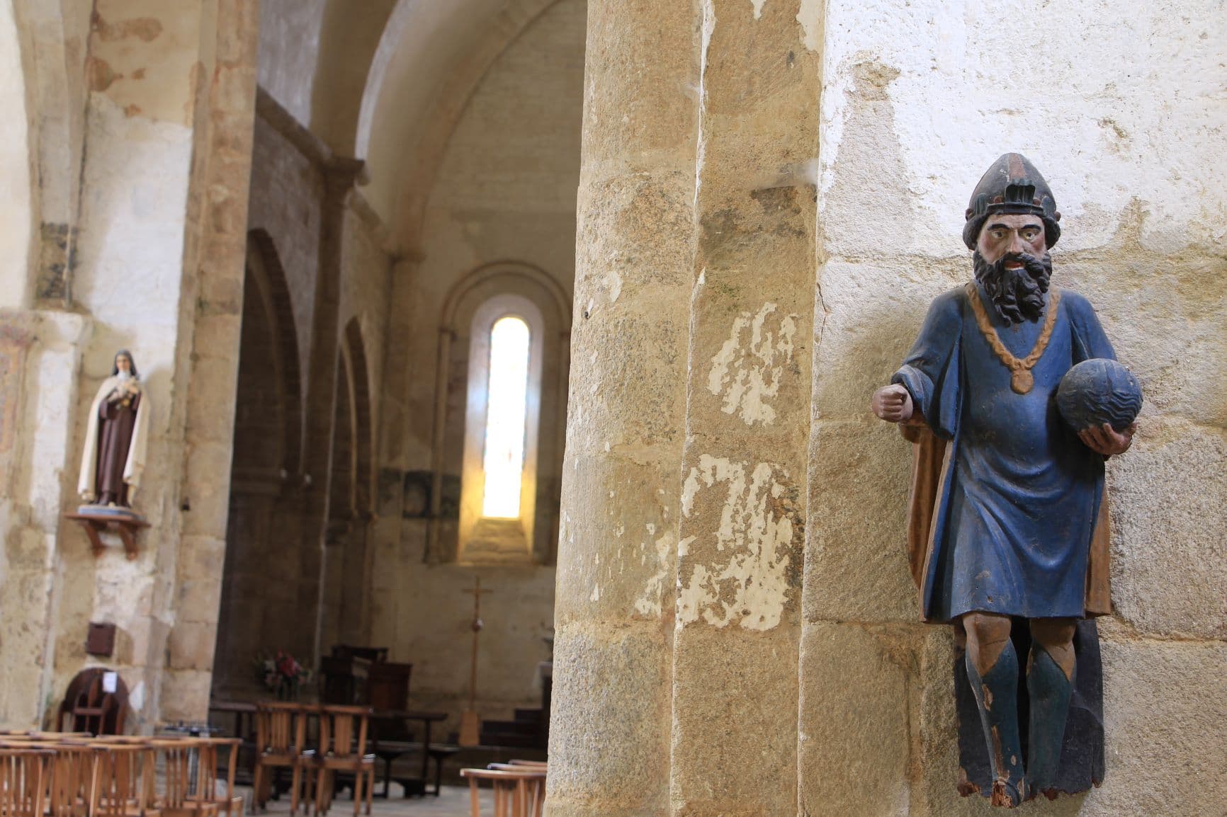 Charlemagne - Eglise Saint-Eutrope aux Salles Lavauguyon_7