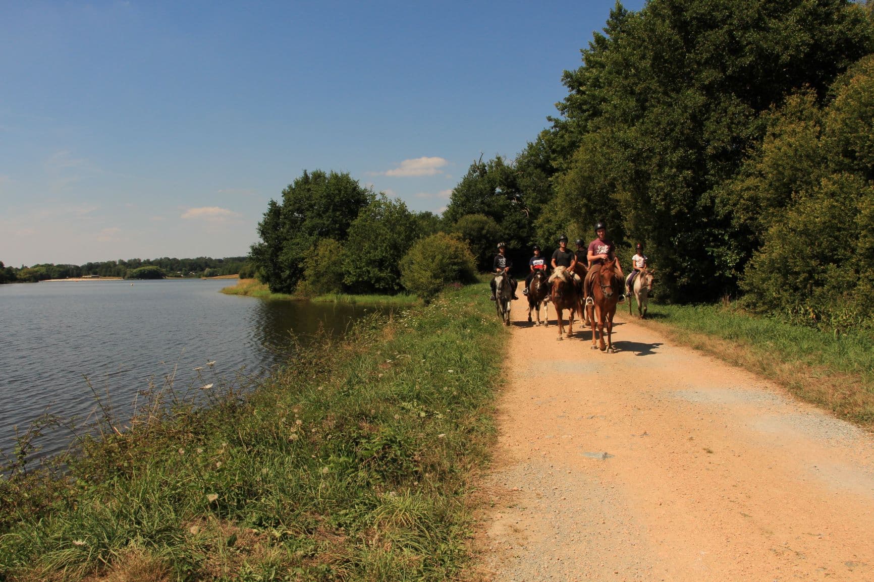 Balade à  cheval aux abords du plan d'eau de Videix_13