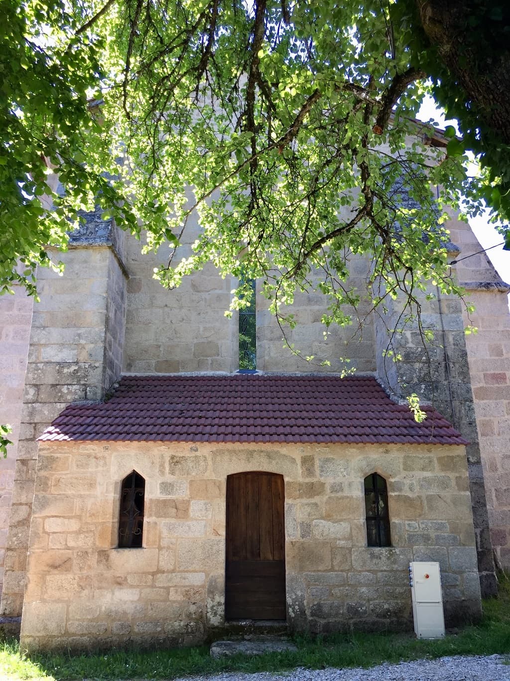Eglise de St Amand le Petit_2