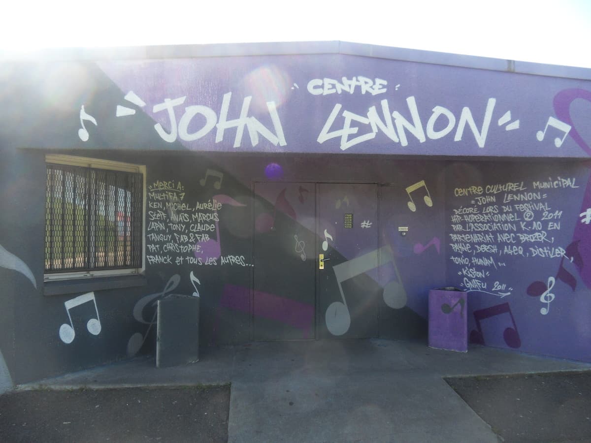 Centre culturel John Lennon_2