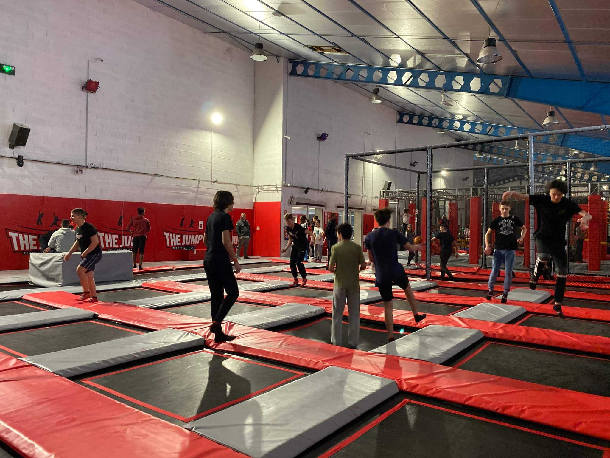 The Jump Trampoline Park_1