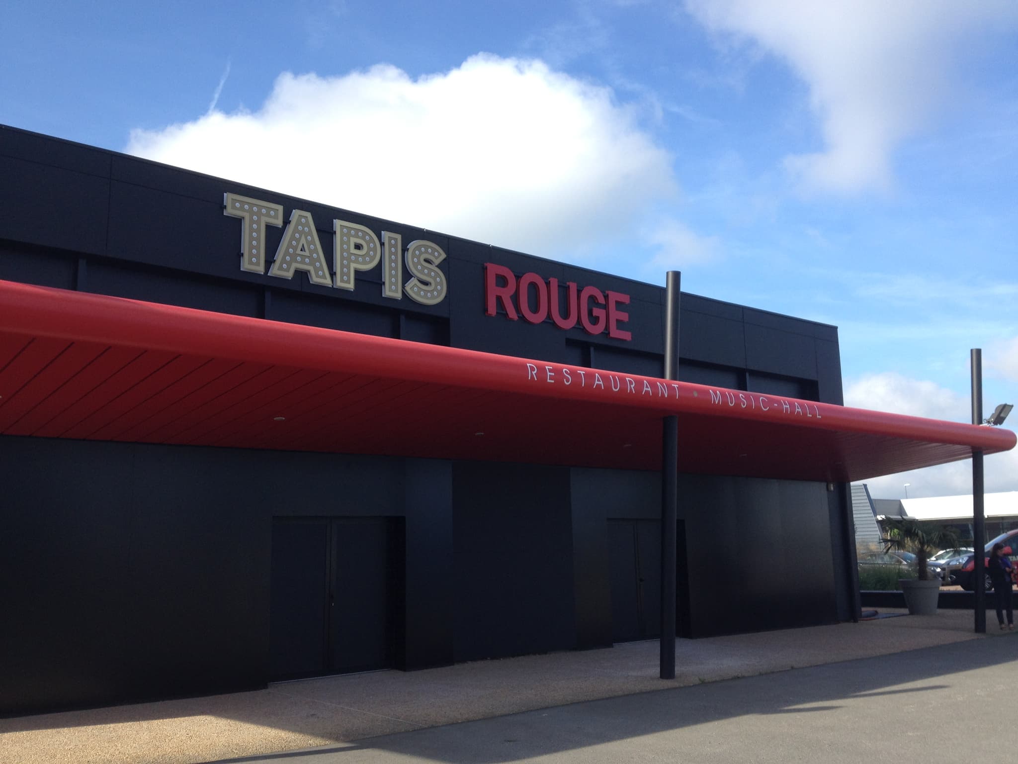 Le Cabaret Tapis Rouge_4