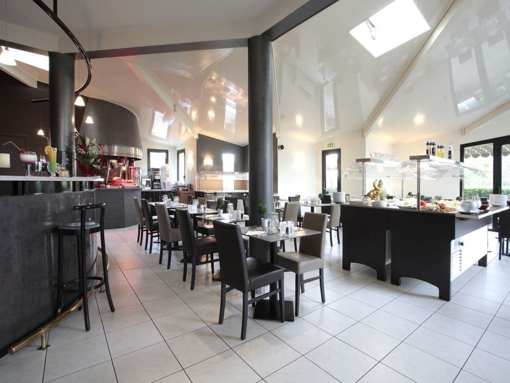Hôtel Restaurant Kyriad_4