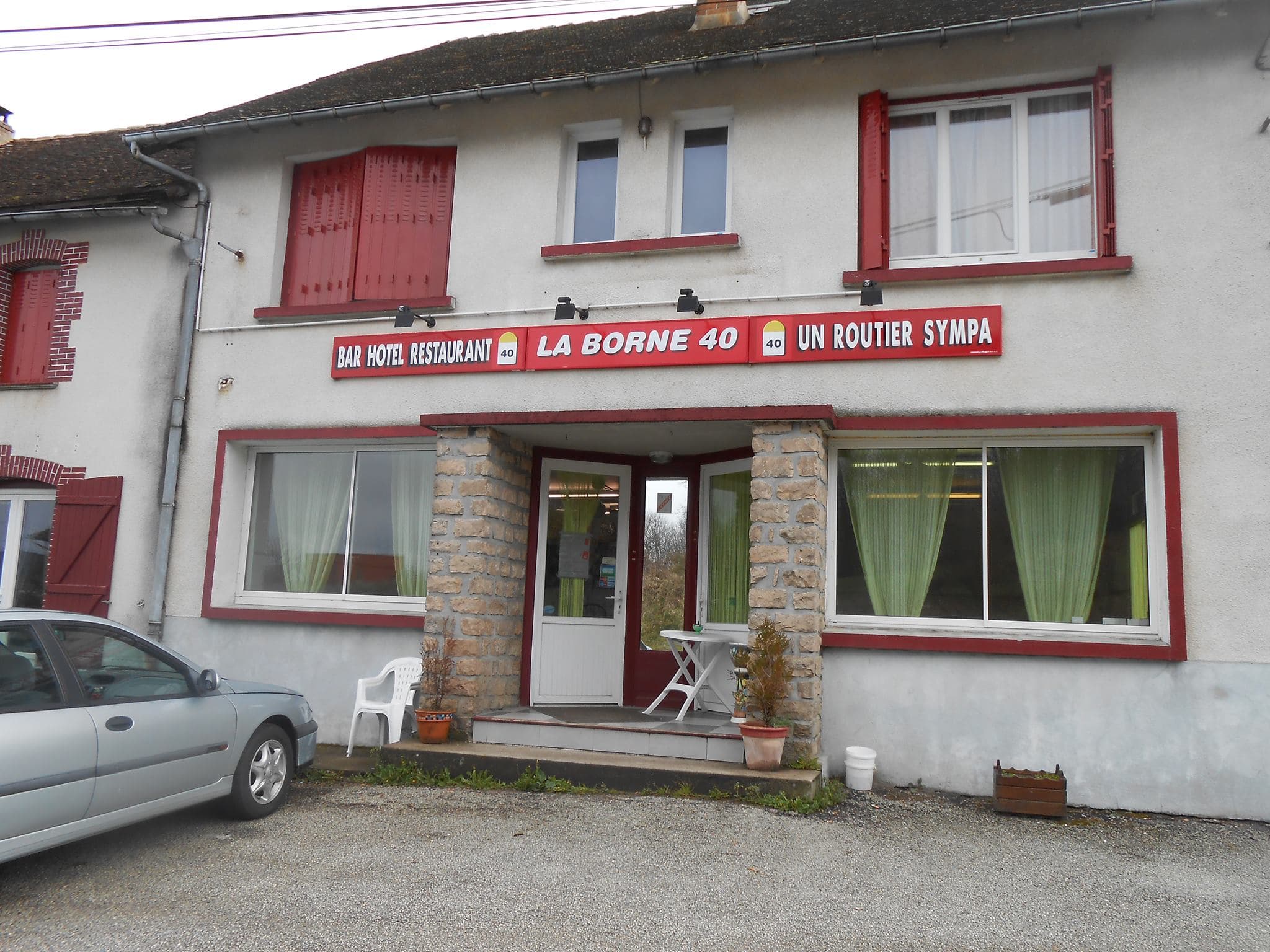 Restaurant Bar 'La Borne 40' à La Porcherie