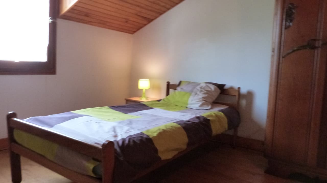 Chambre N°1 :1 lit 2 pl et 1 lit 1 pl_4