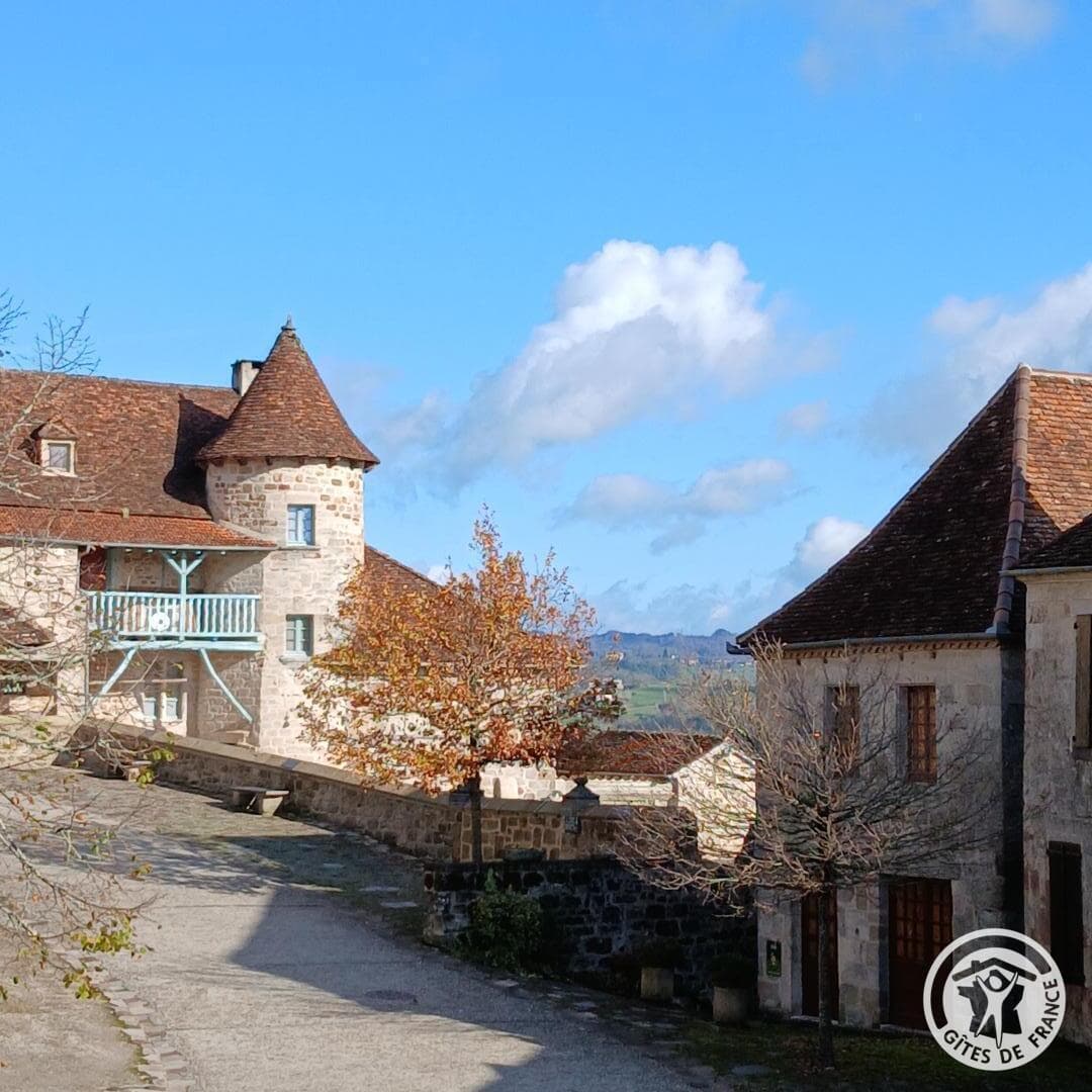 La maison du Forgeron._17