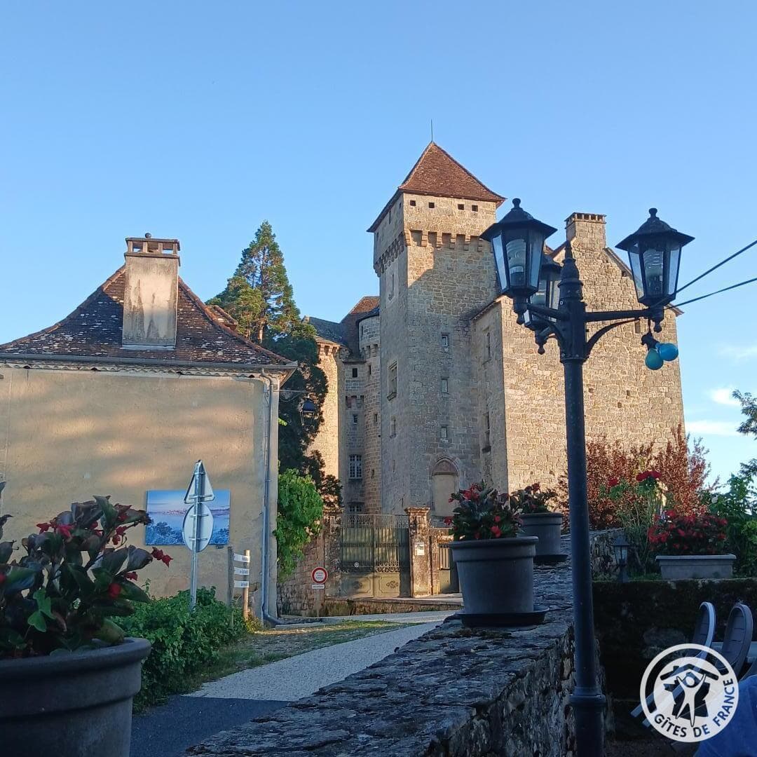 La maison du Forgeron._16