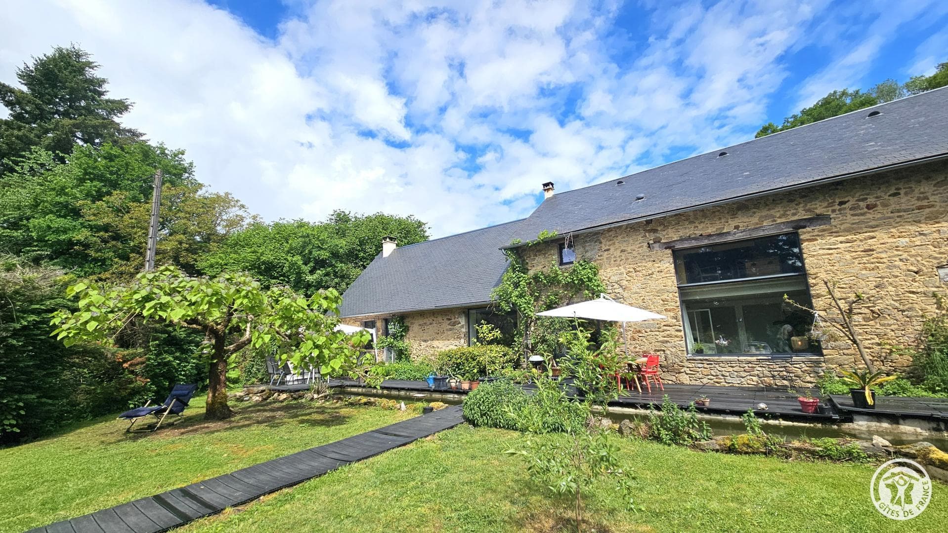 Chez nous_1