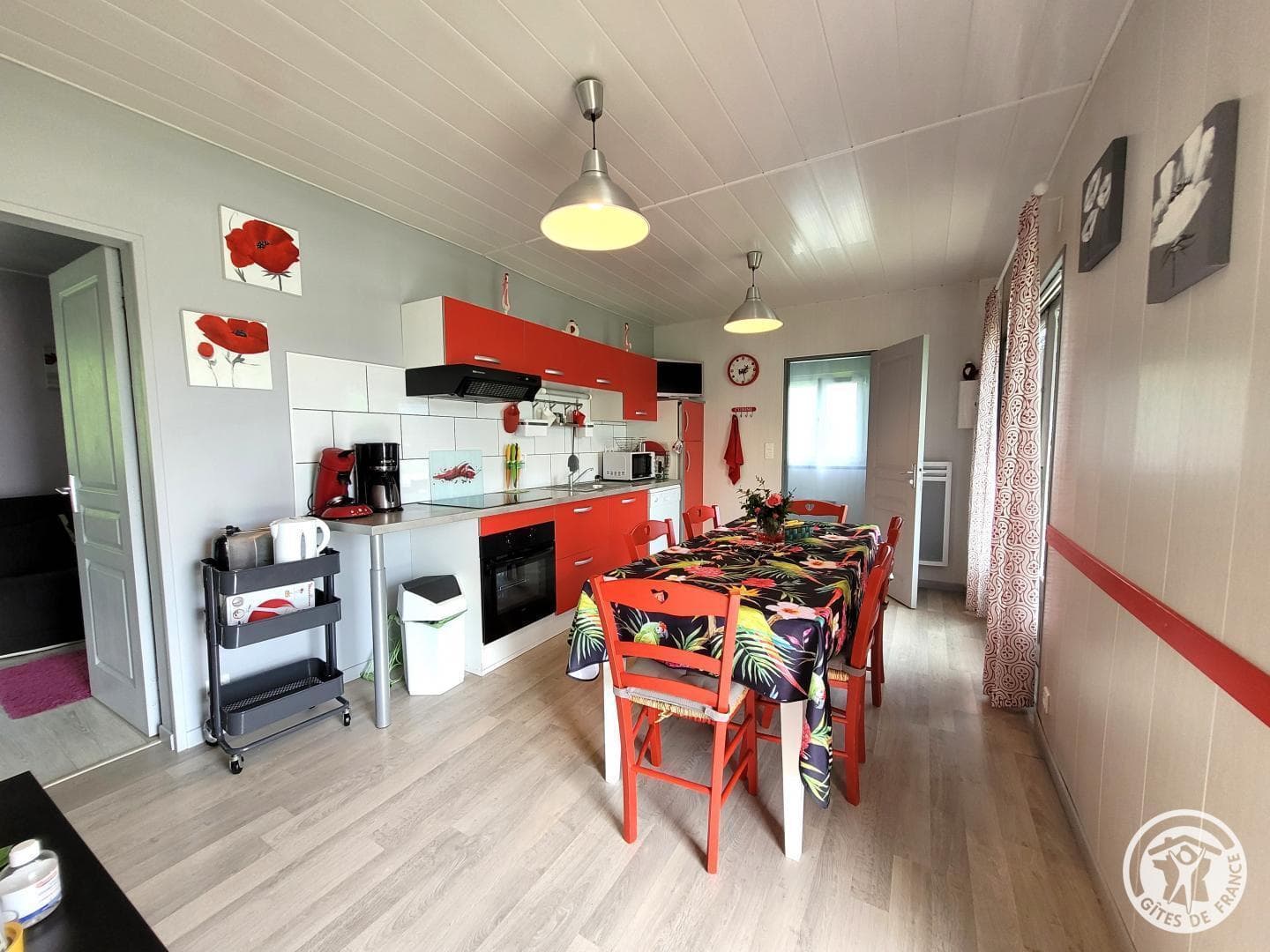 Chalet Fuschia_11