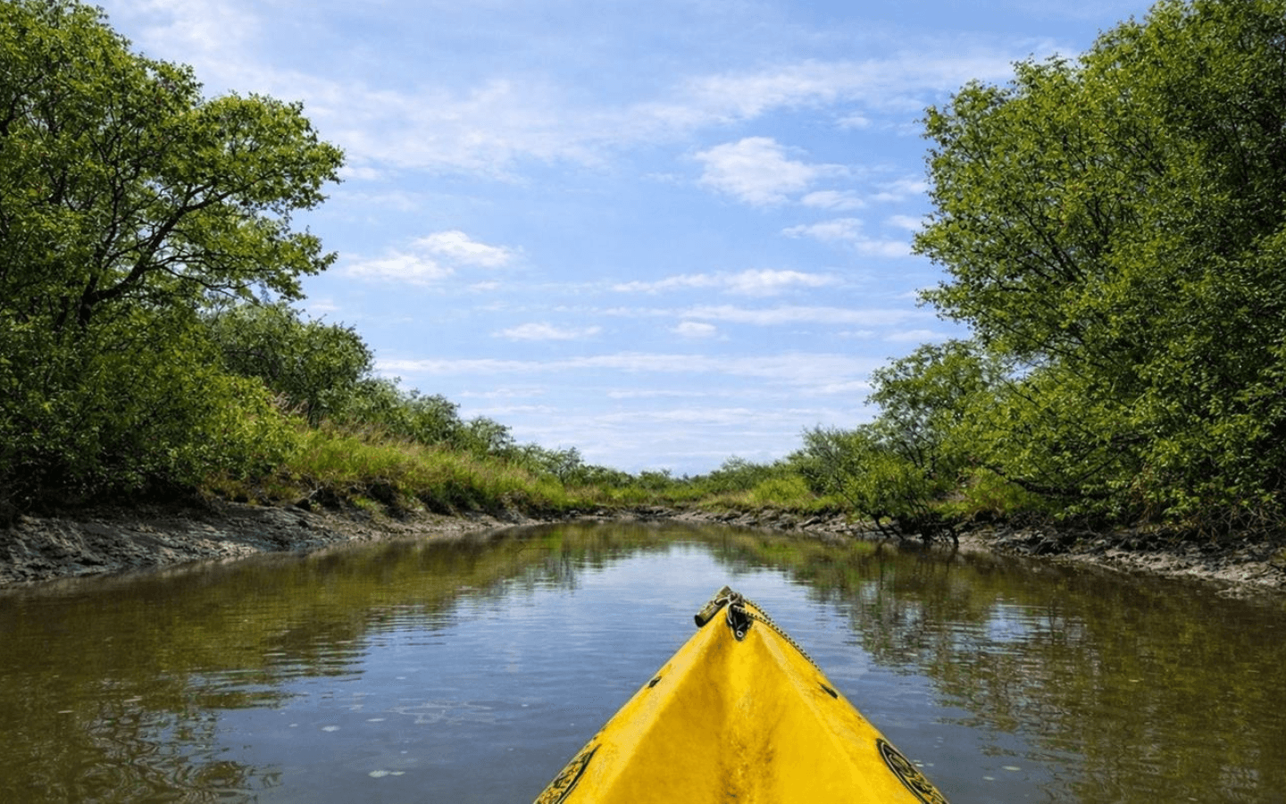 Yvan canoe