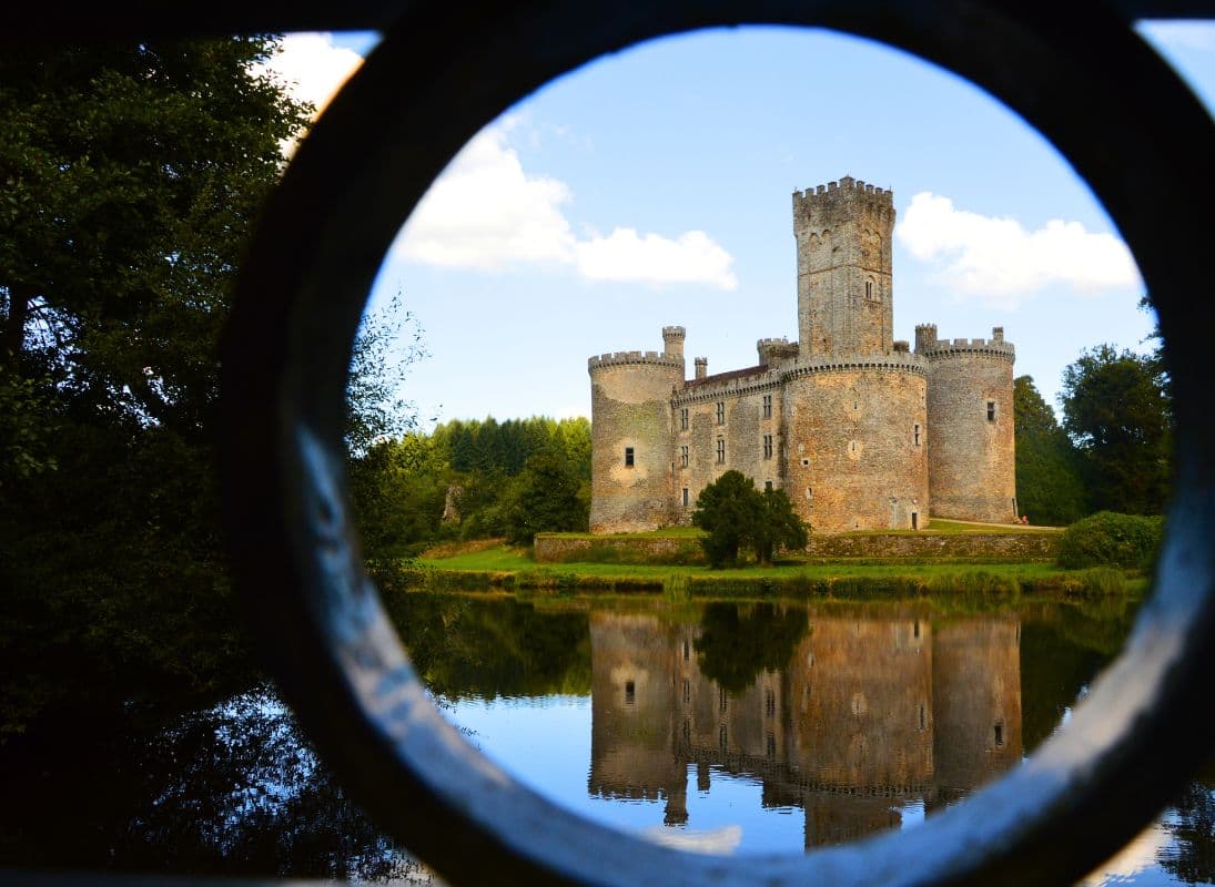 Château de Montbrun - Dournazac