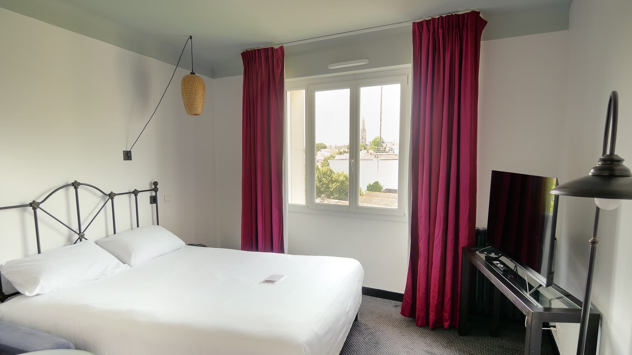 Une chambre du Grand Hôtel Niort centre