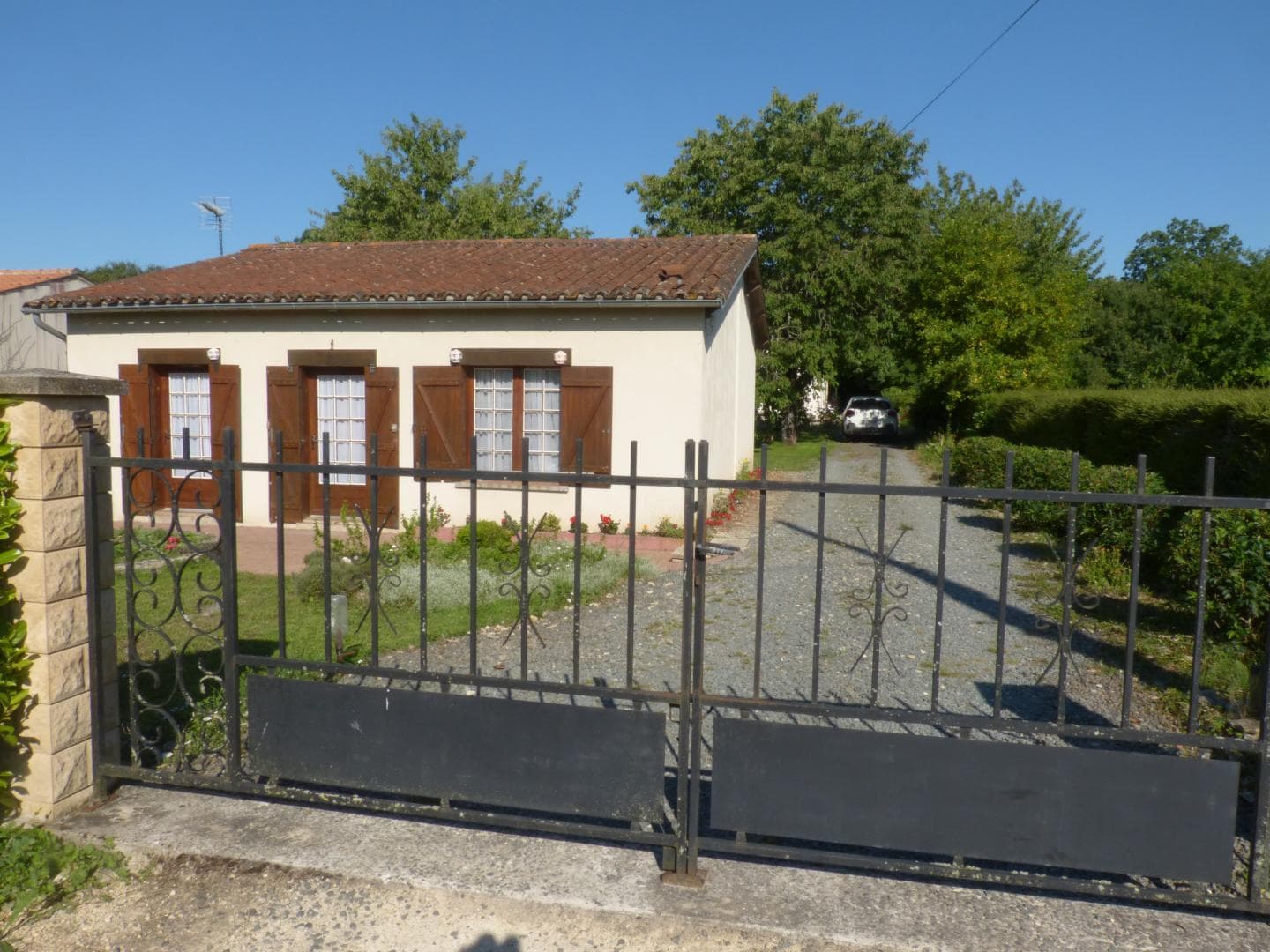 La Petite Maison à Mauzé sur le Mignon