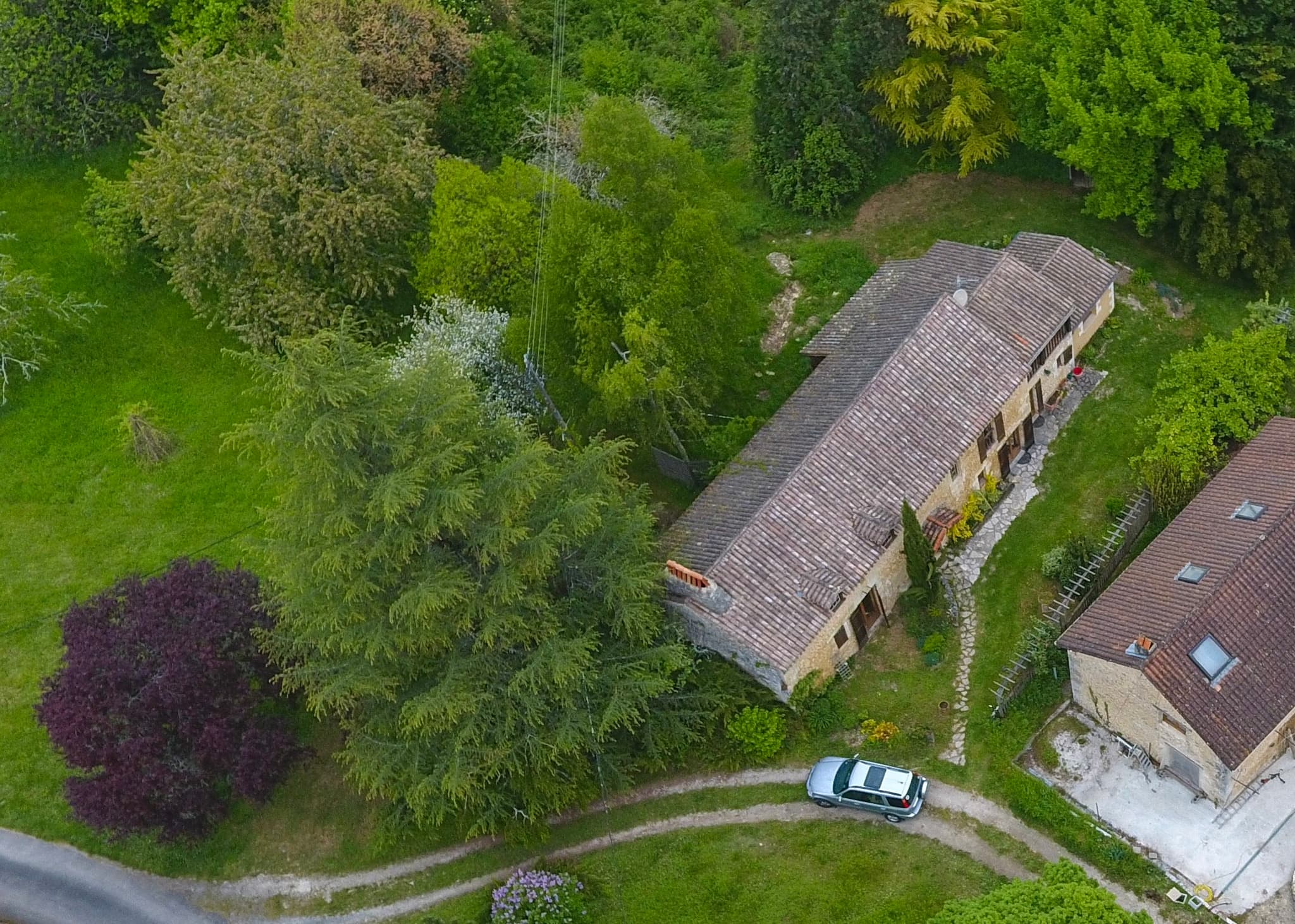 gite-les-rocailles-vue-ciel-saint-martin-des-combes-tourisme