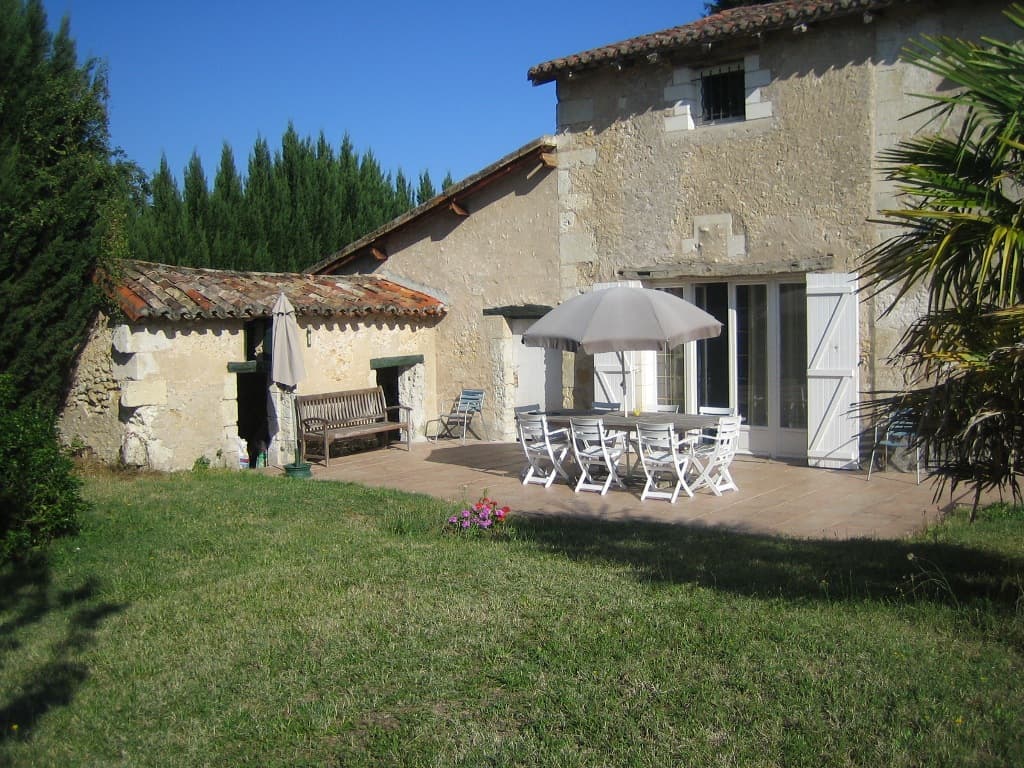 le salon de jardin sur la terrasse