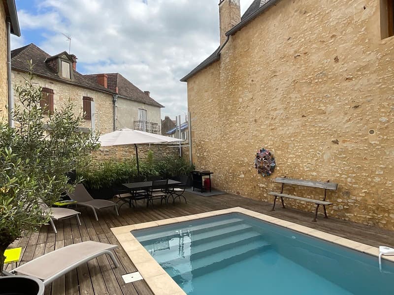 2-piscine clos st martial