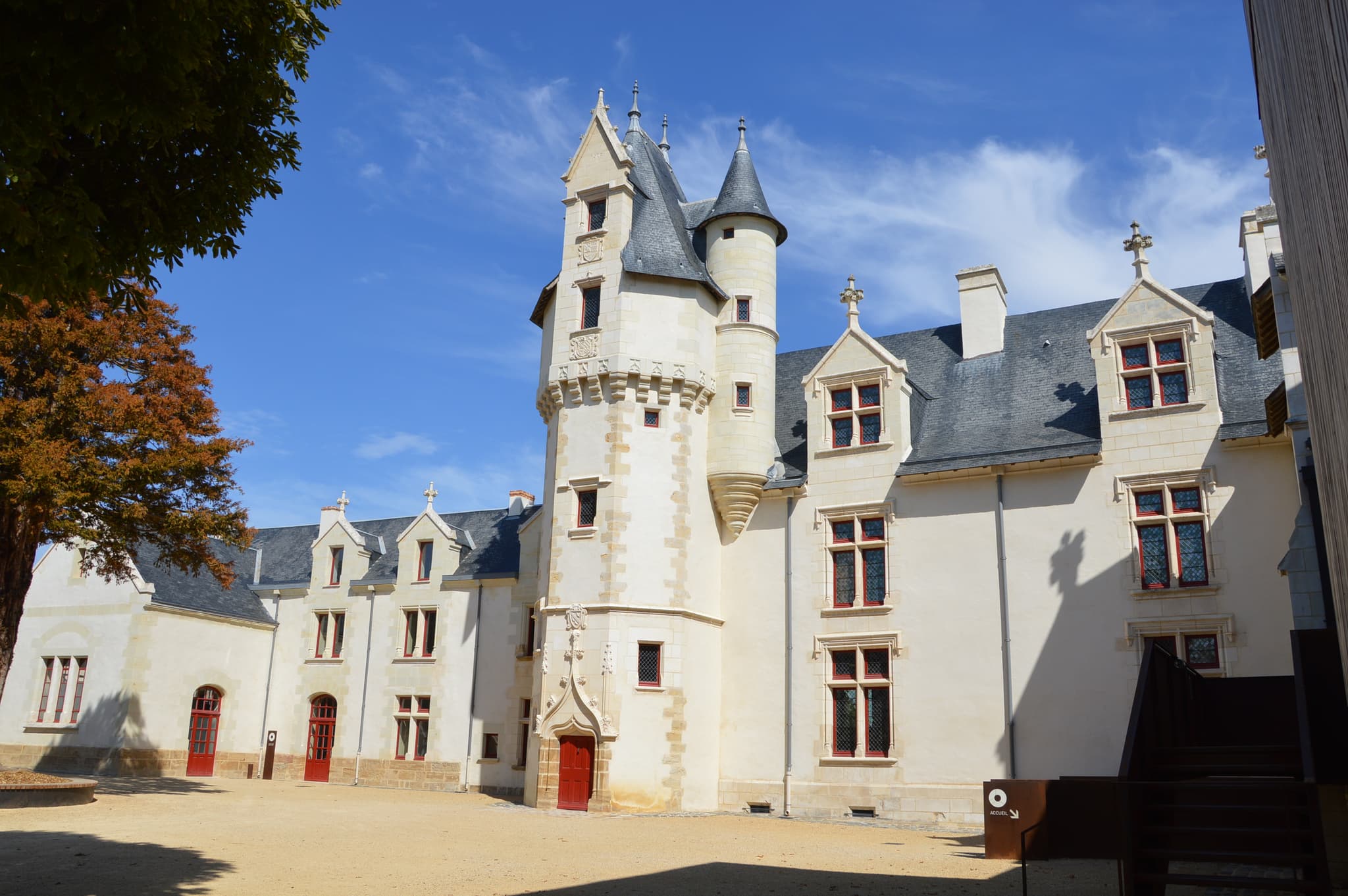 Hotel Tyndo patrimoine culturel Thouars Thouarsais Deux Sevres