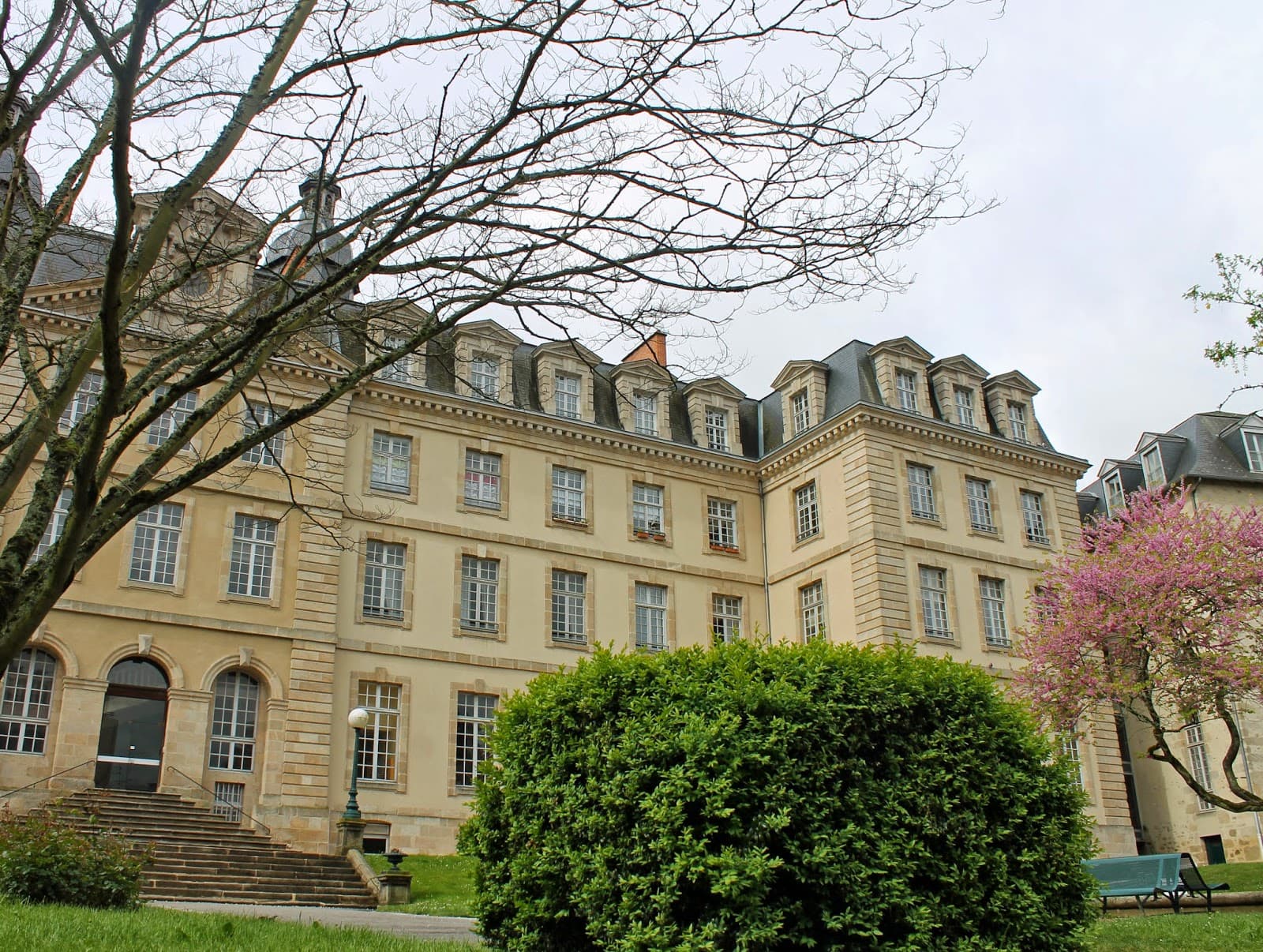 Ancien collège Jésuite_1