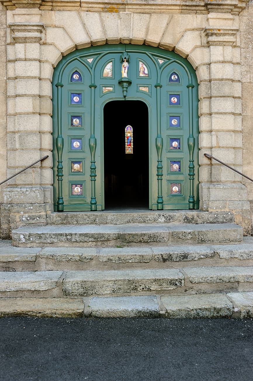 Eglise Sainte-Croix de Pierre-Buffière_1