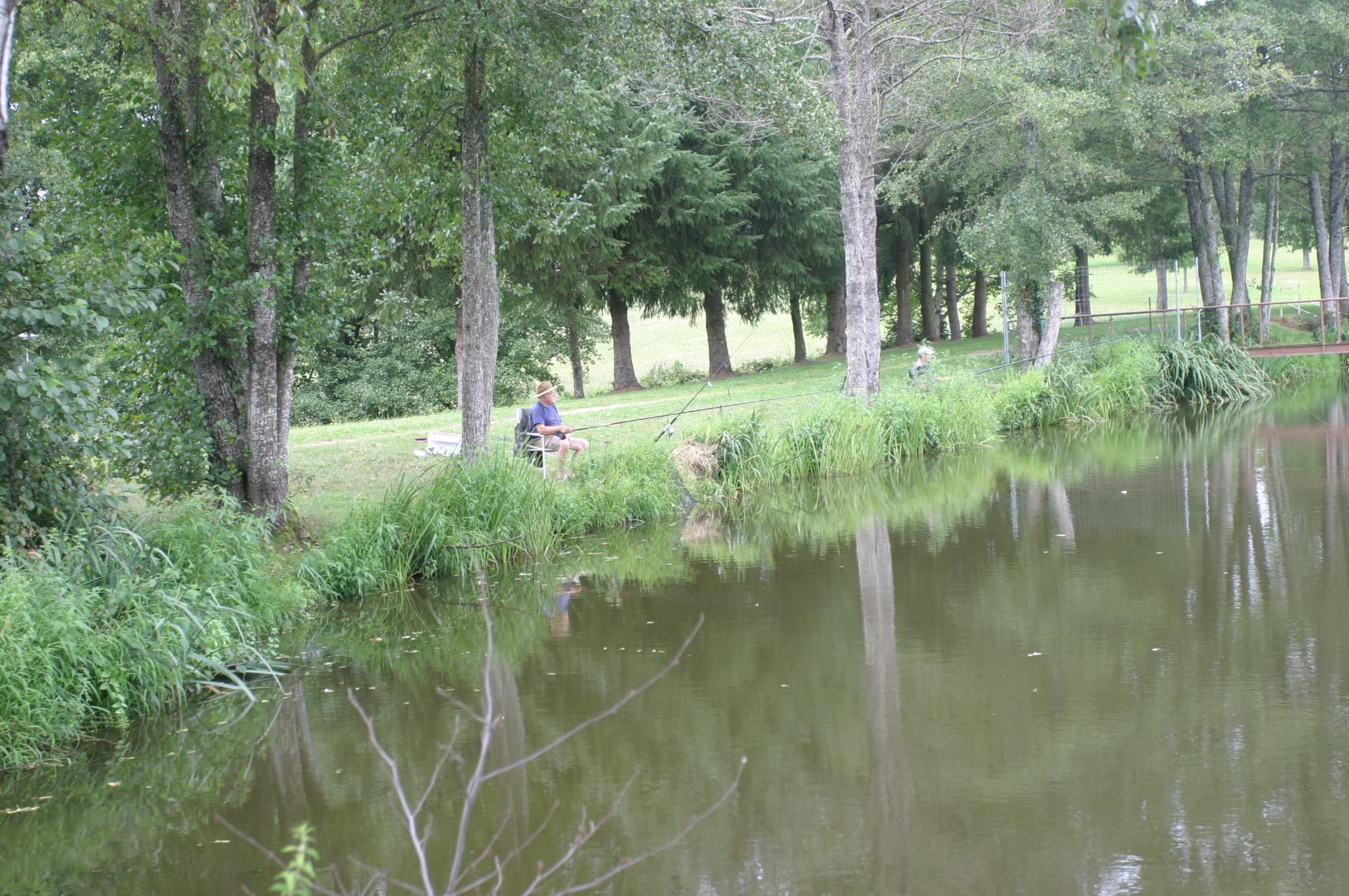 Etang de pêche de 'Montréal' à Saint Germain Les Belles_1