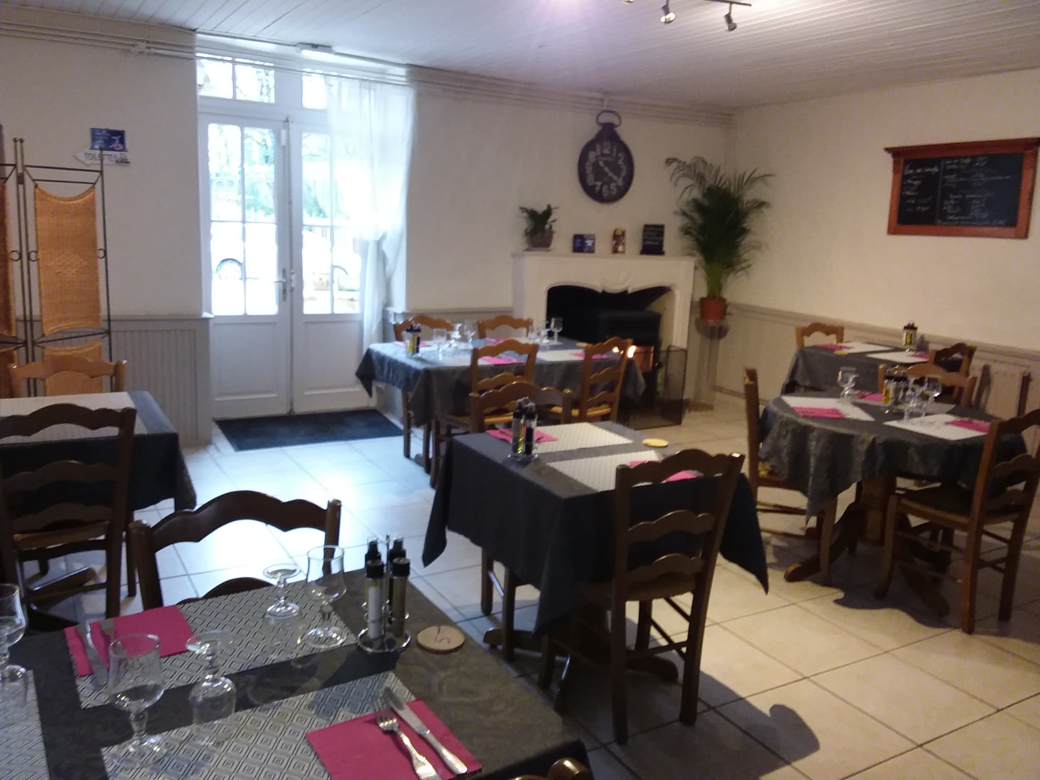 L'Auberge du Clain - Sommières du Clain_1