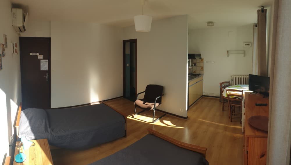 20220228-160047-min