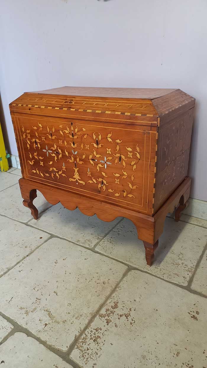 Laurane Richard - Atelier restauration de mobilier d'art