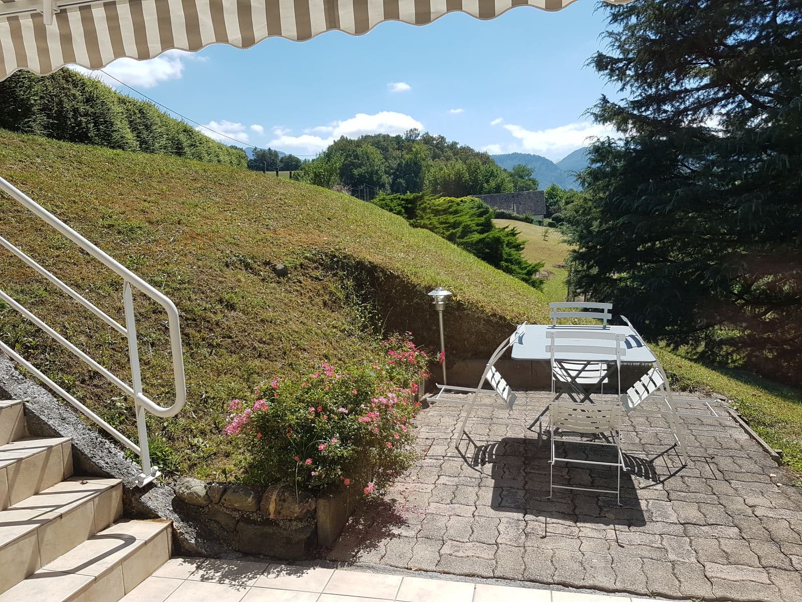 Le Labrit - Vue de l'entrée