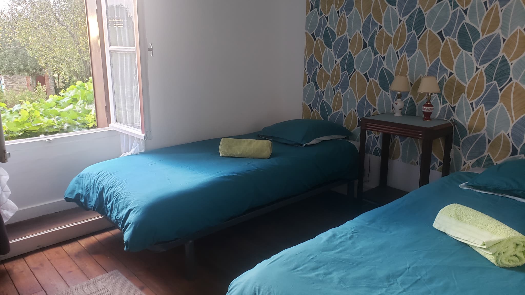 Chambre rez de chaussée 2 lits 90 cm
