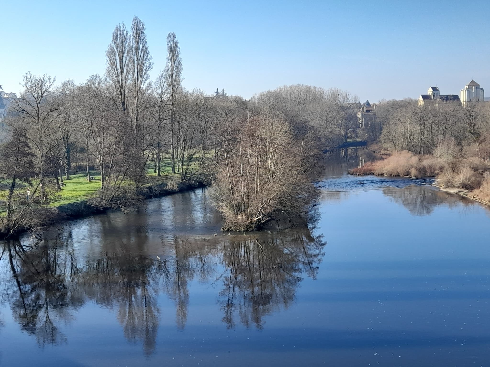 promenade au bord de la creuse