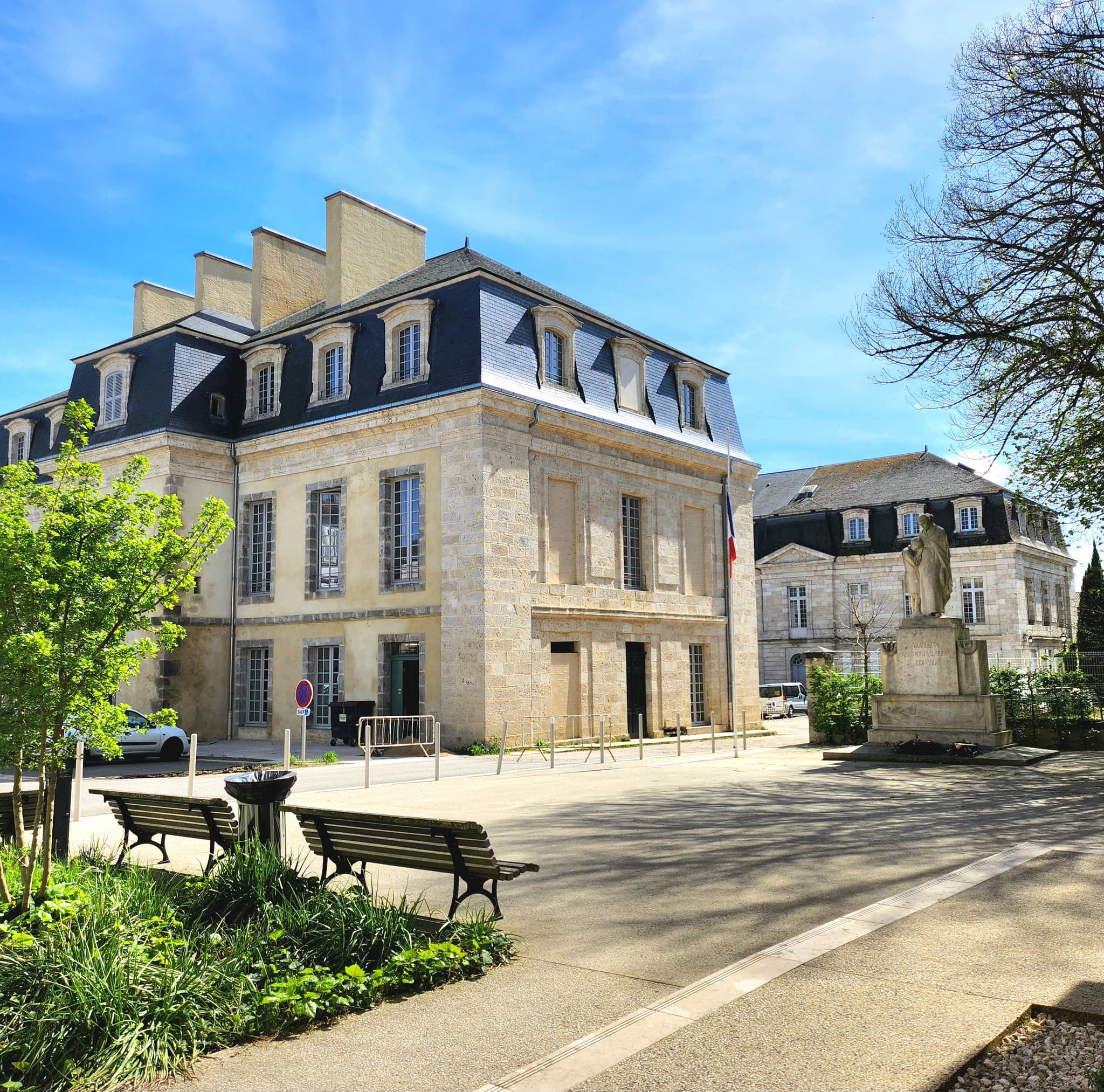 Aiguillon