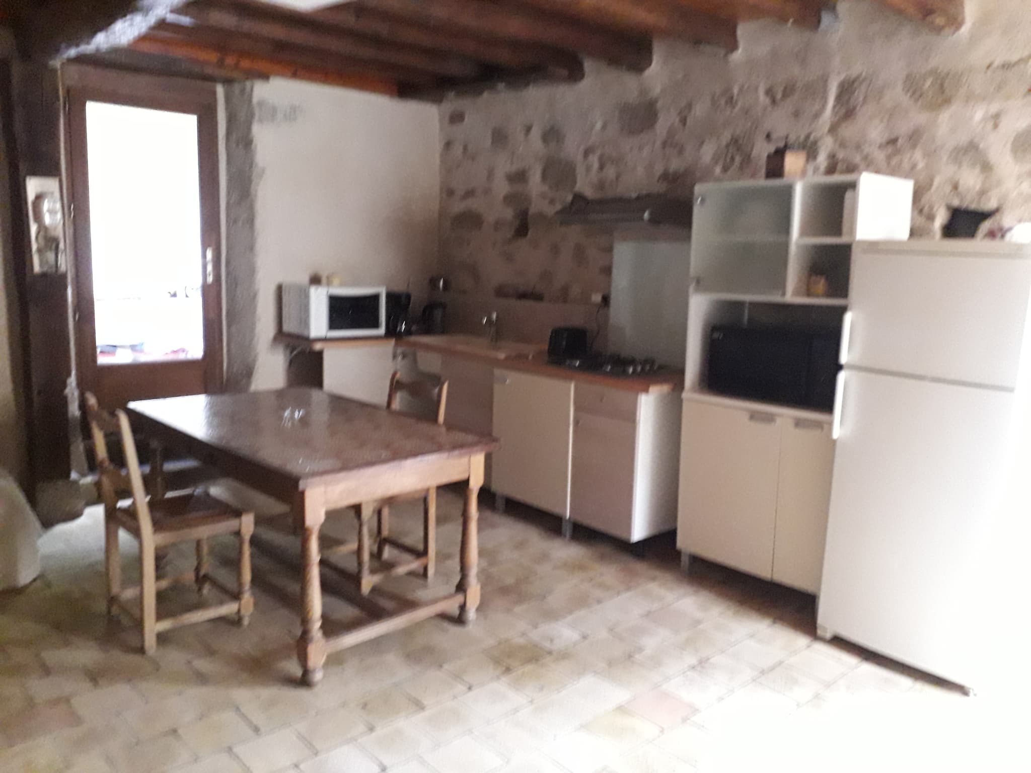 Location 2-4 personnes à Gourgé - Coin cuisine