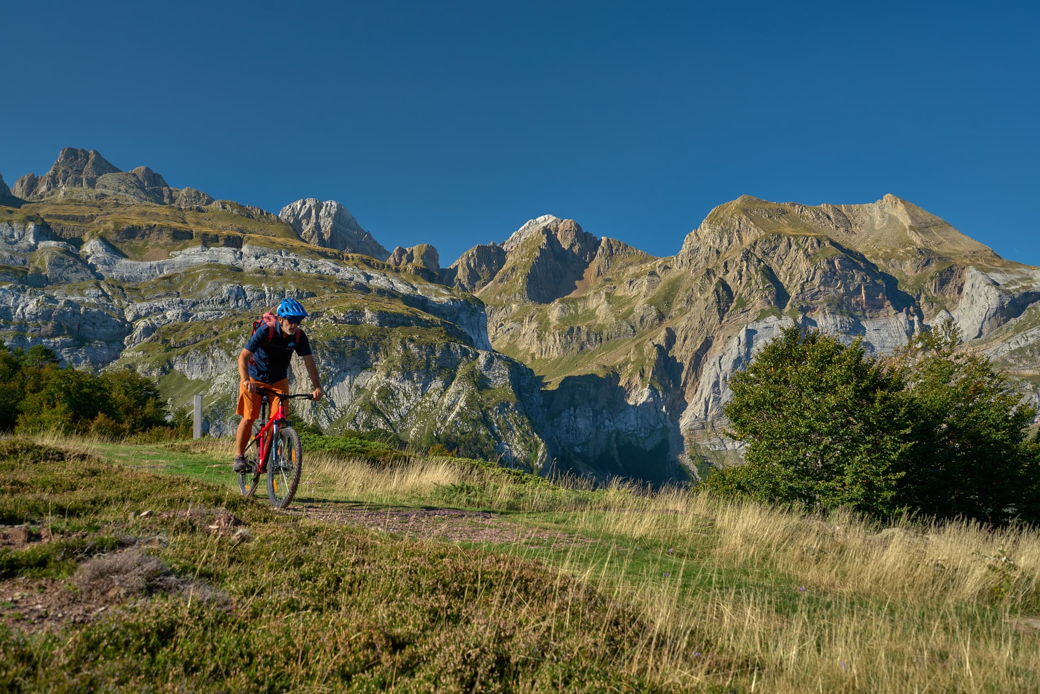 Sortie encadrée en Pyrénées béarnaises, Espace Somport