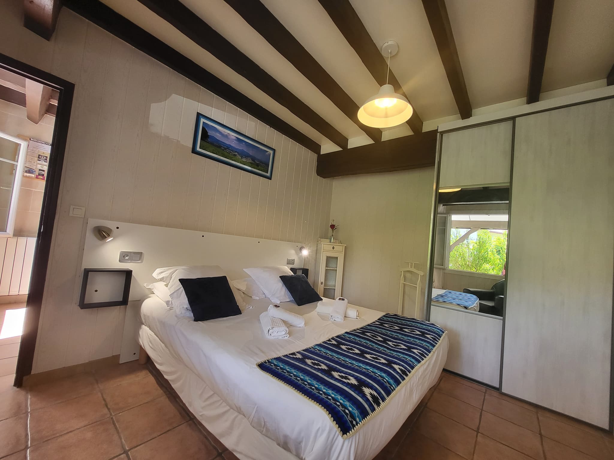 CHAMBRE # 1