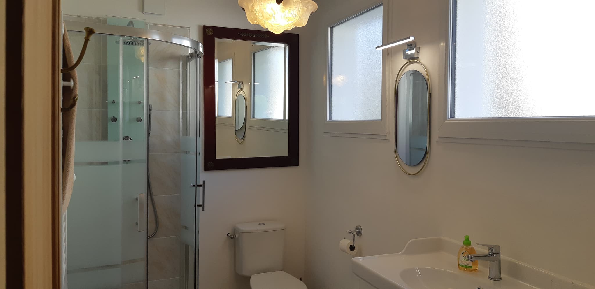 salle de douche d'histoires creusoises