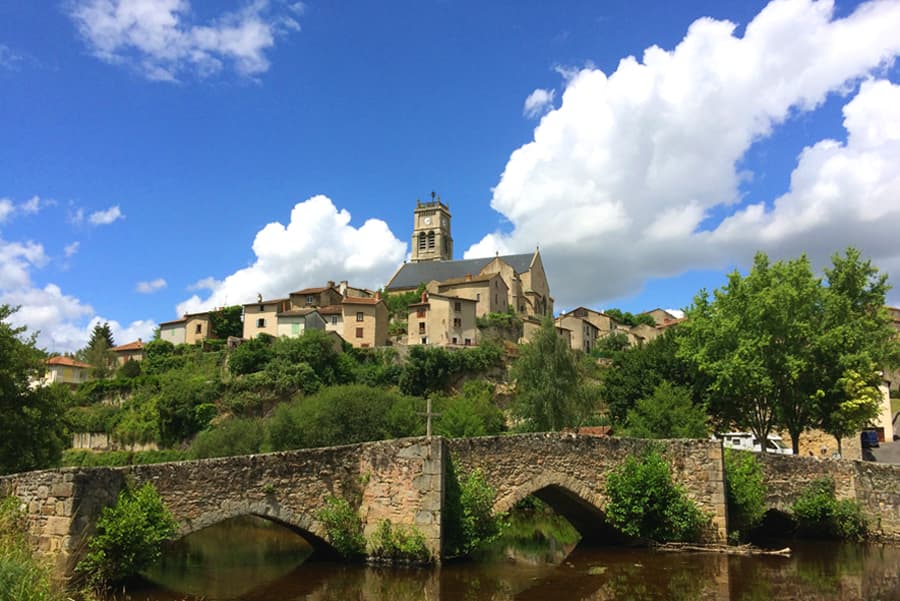 Vue depuis les rives du Vincou_1