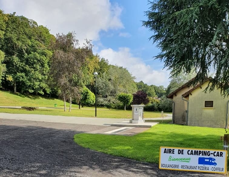 Aire de services camping-car_1