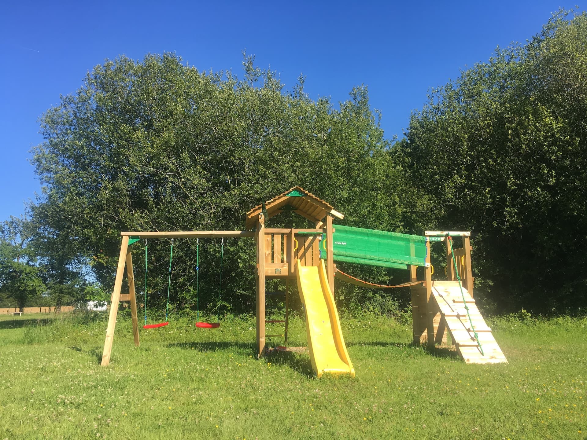 Aire de jeux_11