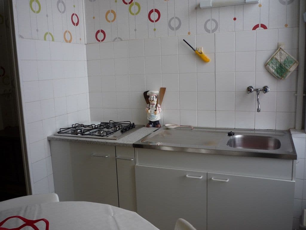 Meublé de Claude et Monique MIGOT - Appartement au 1er étage_3