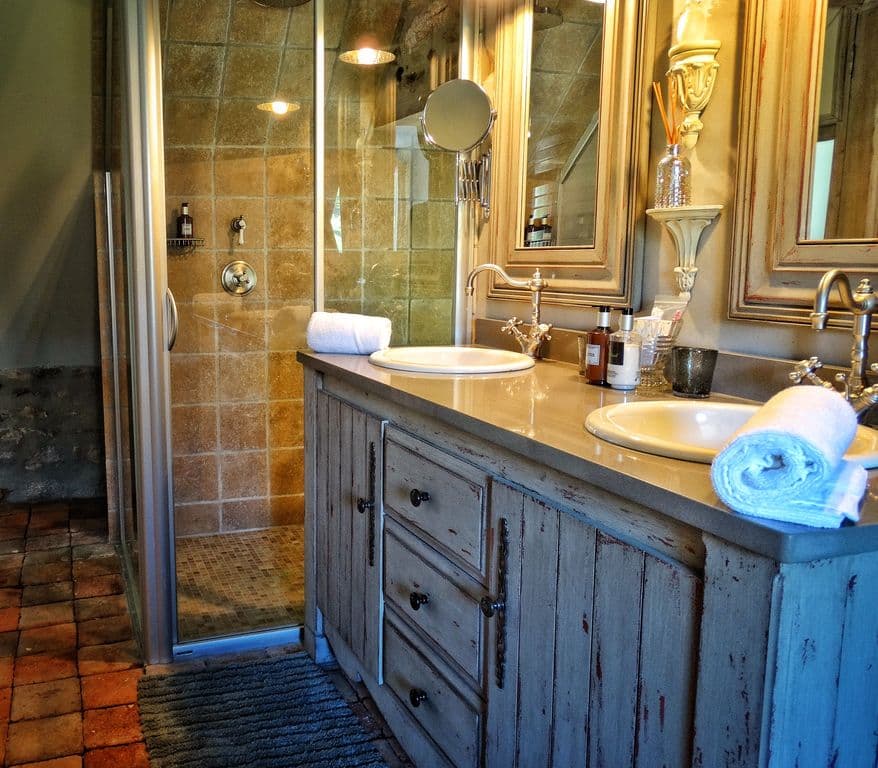 Crédit photo : @RobKearley Chambre Suite Salle de Bain_14