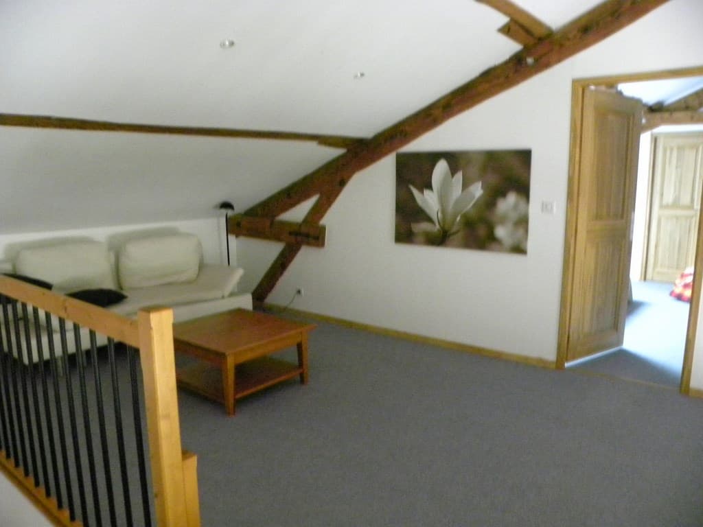 Mezzanine_8