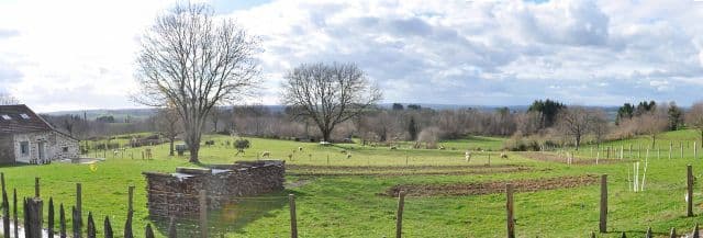 Meublé de tourisme" La Charbonnée"_12
