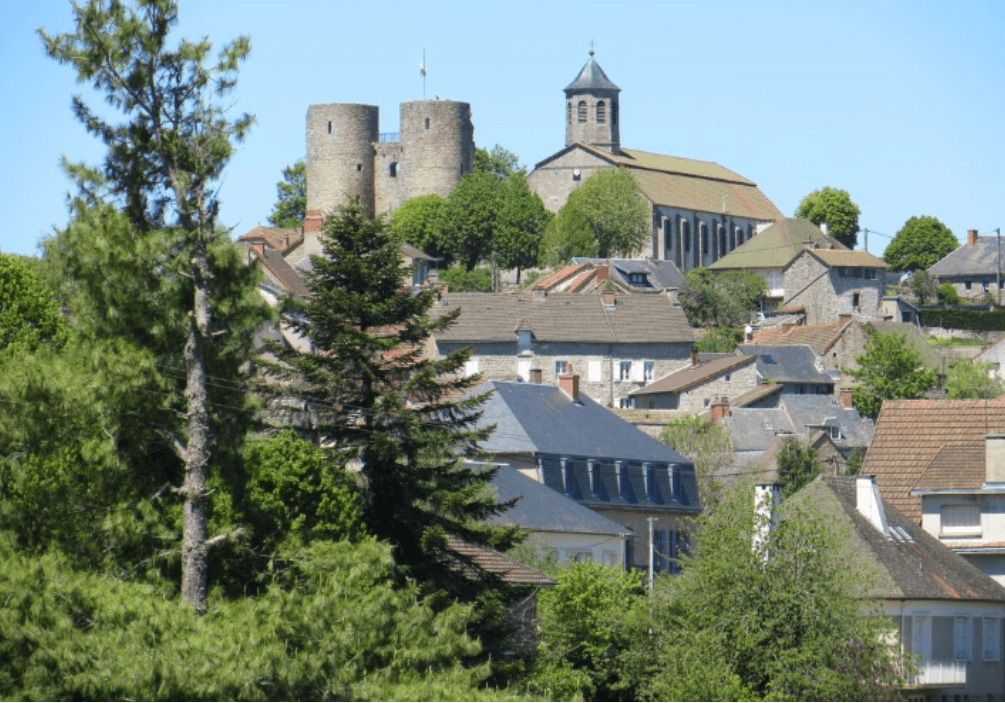 Vue sur le village de Crocq