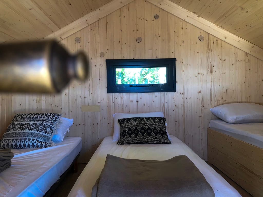Lacustra : Cabane sur pilotis_3
