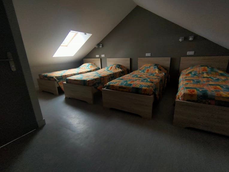 - Gîte d'étape 'la belle étoile de Flayat'Dortoir