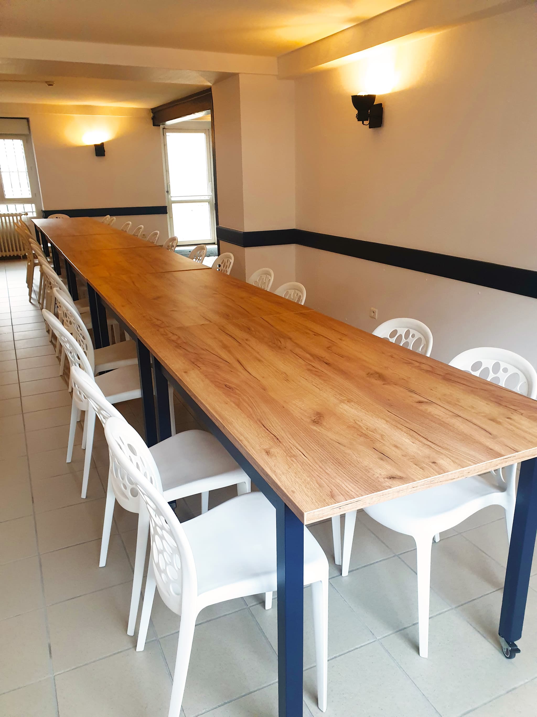 salle repas jusqu'à 40 personnes_6