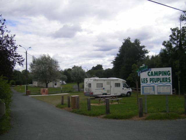 Entrée camping.JPG_6